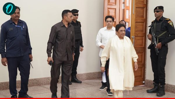 BSP Bihar Strategy: बिहार चुनाव से पहले मायावती का सियासी दांव, आकाश आनंद को दी गई बड़ी जिम्मेदारी