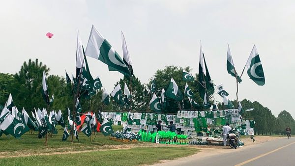 पहलगाम हमले का मास्टरमाइंड लाहौर में रैली करते दिखा, खुल्लम-खुल्ला भारत को दी गीदड़भभकी