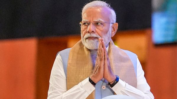 PM Modi Gujarat Visit: आज गुजरात में पीएम मोदी, 82,950 करोड़ की परियोजनाओं की देंगे सौगात