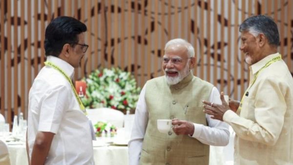 NITI Aayog meeting: सीएम स्‍टालिन बोले- मोदी जी उन्नत भारत बनाने के लिए राज्‍यों को उनका हक मिलना चाहिए