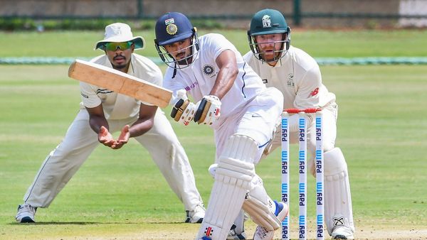 रोहित-विराट के बाद अब इस भारतीय ने लिया संन्यास, 14000 से ज्यादा रन बनाकर क्रिकेट को कहा अलविदा