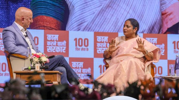 दिल्ली में बीजेपी सरकार के ‘100 दिन सेवा के’ कार्यक्रम, CM Rekha Gupta ने बताया जनता से जुड़ाव का मॉडल