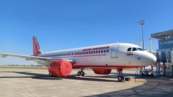 Air India हादसे में लापरवाही पड़ी भारी, तीन कर्मचारियों की नौकरी खतरे में, जानें कैसे हुई सुरक्षा में चूक?