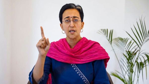 'तीन तैयार स्कूल अब भी बंद', भाजपा सरकार पर AAP का हमला, आतिशि ने शिक्षा मंत्री को पत्र लिख कर मांगा जवाब