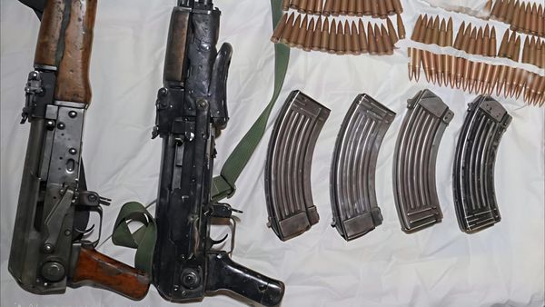 Arms License Update Bihar: इन लोगों का रद्द हो सकता है लाइसेंस! शुरू हुआ हथियारों पर अब तक का सबसे बड़ा एक्शन