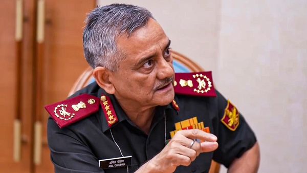 भारत-पाकिस्तान में न्यूक्लियर वॉर से राफेल जेट्स तक, ऑपरेशन सिंदूर पर अब CDS अनिल चौहान का विस्फोटक खुलासा