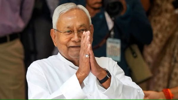 Bihar News: राज्य में 80 पिंक बसें लाने की तैयारी