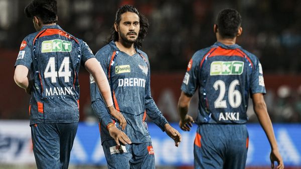 Digvesh Rathi ने 5 गेंद पर 5 विकेट लेकर किया कमाल, BCCI ने लगाया था बैन, अब गेंद से बरपाया कहर