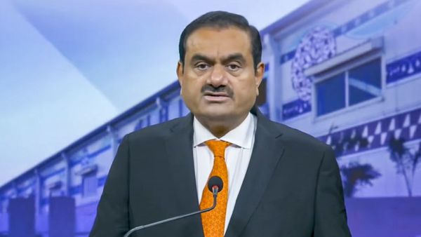 Adani AGM 2025: सेना को सलाम, एयर इंडिया त्रासदी पर शोक, और भारत के लिए बुलंद योजनाएं, फ्यूचर प्लानिंग क्या?