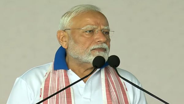 International Yoga Day 2025: योग दिवस पर फिर दिखा PM मोदी का 'गमछा' प्रेम, आखिर क्या है इसकी खासियत?