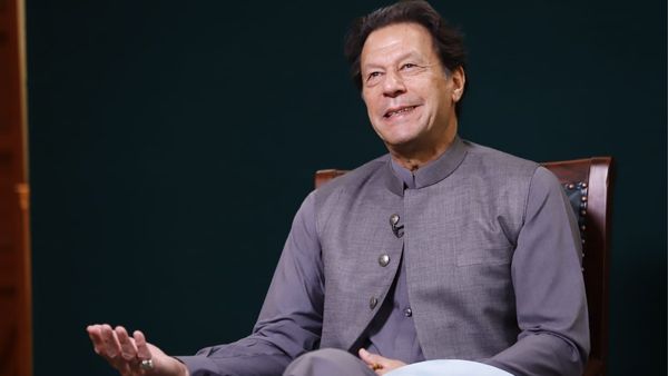 'मेरी बेगम से लिया बदला', बुशरा बीबी की 14 महीने की कैद पर इमरान खान का फूटा गुस्सा, जनरल मुनीर पर लगाए आरोप