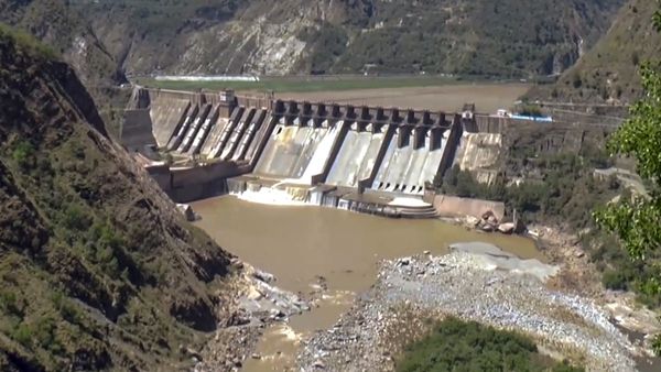 Pakistan को मिला अब डबल झटका, सिंधु जल समझौता रद्द होने के बाद सूखा और बाढ़ दोनों की टेंशन