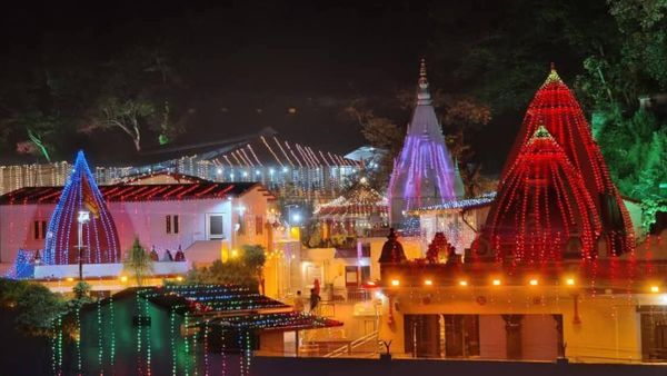 kainchi dham मेले के लिए सजा दरबार, कैंची धाम आ रहे हैं तो ये जानना जरूरी नहीं होगी कोई परेशानी