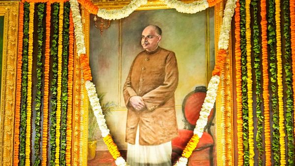 डॉ. श्यामा प्रसाद मुखर्जी की पुण्यतिथि आज, रहस्यमयी मौत के 72 साल! न हुई जांच, न मिला जवाब