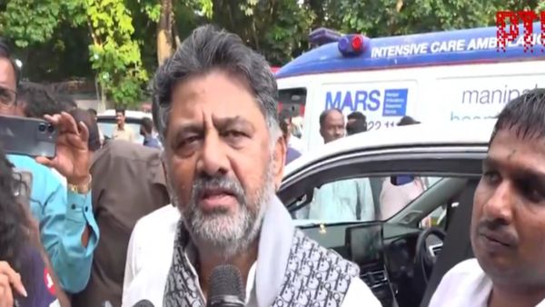 डिप्‍टी CM डीके शिवकुमार ने क्‍यों मांगी माफी? बोले-'हम विजय जुलूस निकालना चाहते थे लेकिन भीड़ बेकाबू थी'