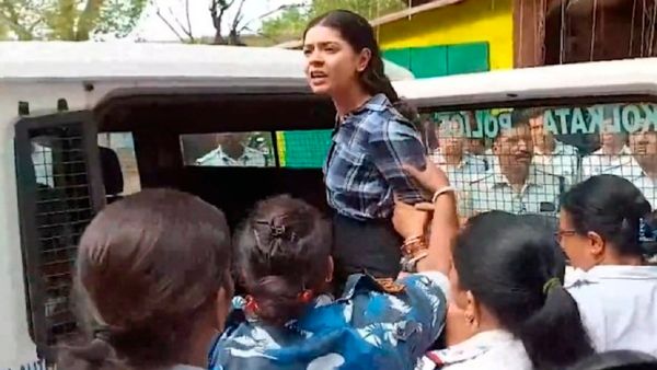 'वोट बैंक के लिए हिंदू महिला को टारगेट किया', शर्मिष्ठा पनोली की गिरफ्तारी पर CM ममता पर भड़की BJP