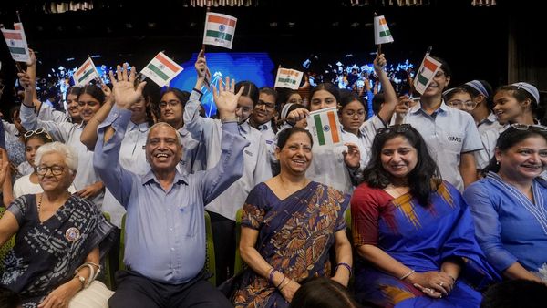 IAF ग्रुप कैप्टन शुभांशु शुक्ला की अंतरिक्ष यात्रा पर बहनों ने क्या कहा? बोलीं-भाई का मिशन सलामत रहे