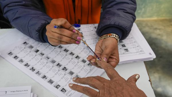 AI Use In Election: आर्टिफिशियल इंटेलीजेंस ही तय करेगा चुनावों की दिशा? जानें चुनावी प्रणाली पर AI का असर