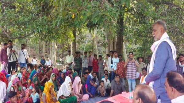 MP News: जल गंगा संवर्धन अभियान, मंत्री प्रहलाद सिंह पटेल ने बारना नदी के उद्गम स्थल पर किया पूजन