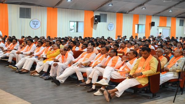 MP Politics News: भोपाल में बीजेपी ओबीसी मोर्चा की कार्यशाला, जातिगत जनगणना पर जोर, कांग्रेस पर तीखा हमला