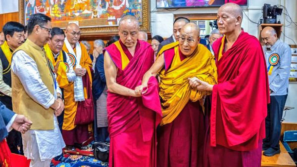 '40 साल और जिंदा रह सकता हूं', 90वें जन्मदिन पर बोले दलाईलामा, पीएम मोदी ने कही खास बात