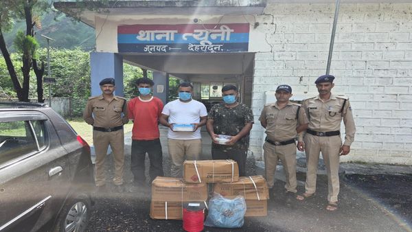 पंचायत चुनावों के बीच उत्तराखंड-हिमाचल बॉर्डर से विस्फोटक पदार्थ बरामद, हिमाचल के रहने वाले तीन युवक गिरफ्तार