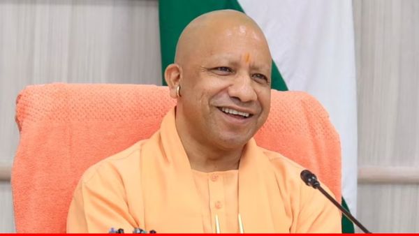 Cow Scheme: उत्तर प्रदेश में किसानों को अब मिलेगा गोवंश गोद लेने का मौका, मनरेगा से बनेगा कैटल शेड