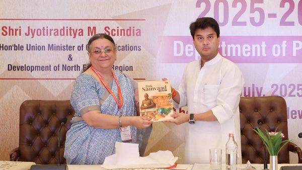 India Post Business Meet 2025–26: सिंधिया बोले- इंडिया पोस्ट हमारे देश के दूरस्थ कोनों को जोड़ने वाली जीवनरेखा