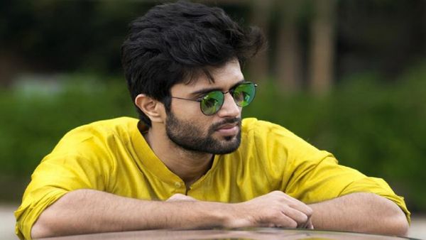 अस्पताल में भर्ती हुए विजय देवरकोंडा, फिल्म की रिलीज से पहले ही हुआ ऐसा हाल, जानें कैसे बिगड़ी तबीयत