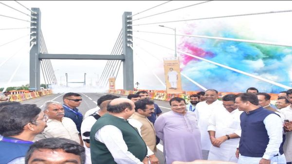 MP News: जबलपुर में वीरांगना रानी दुर्गावती फ्लाईओवर का लोकार्पण, 4250 करोड़ की सड़क परियोजनाओं की सौगात