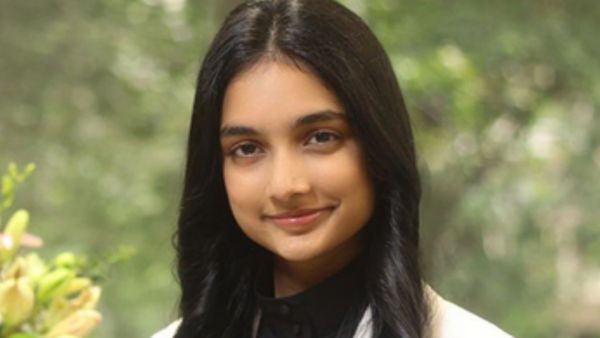 कौन हैं आनंदमयी बजाज? 22 साल की उम्र में संभालने जा रहीं 2.5 अरब डॉलर वाली कंपनी में बड़ी जिम्‍मेदारी