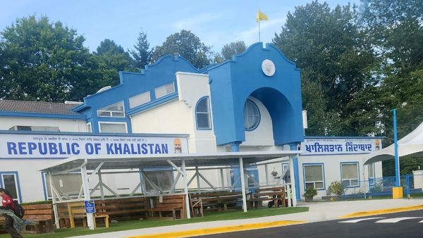 Khalistan Embassy: कनाडा के गुरुद्वारे में खालिस्तानियों ने खोला दूतावास, कनाडाई सरकार की फंडिंग का इस्तेमाल!