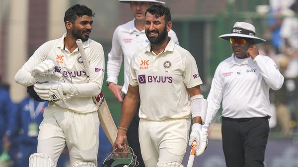 Cheteshwar Pujara Retirement: चेतेश्वर पुजारा ने टेस्ट क्रिकेट को कहा अलविदा, फैंस की आंखें हुई नम