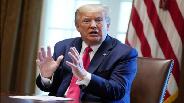 ट्रंप की सुरक्षा में फिर सेंध! आखिर क्या हुआ जो अमेरिकी एयरफोर्स को फाइटर जेट तैनात करने पड़े?