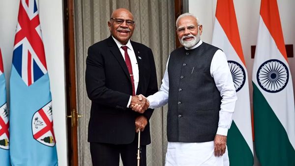 PM Modi और फिजी के प्रधानमंत्री की अहम मुलाकात, डिफेंस डील समेत हुए ये 7 बड़े समझौते