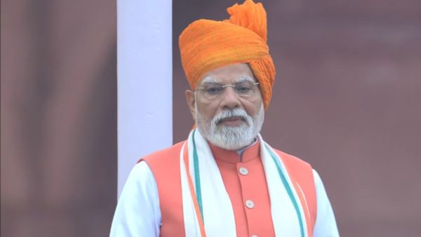 Independence Day: लाल किले से पीएम मोदी ने दिए NRC के संकेत, SIR को लेकर जारी बवाल पर क्या कहा?