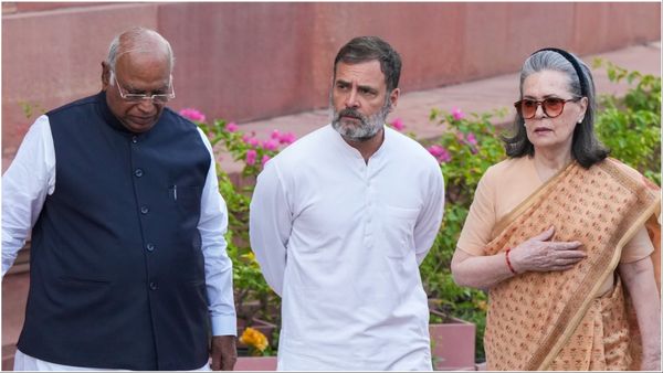 विपक्ष किसे बनाएगा उपराष्ट्रपति का उम्मीदवार? किस पार्टी के नेता को मौका? INDIA गठबंधन आज करेगा फैसला