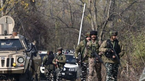 Jammu Kashmir: नहीं मान रहा पाकिस्तान! बारामूला में घुसपैठ की कोशिश नाकाम, चौकी की सुरक्षा में एक जवान शहीद