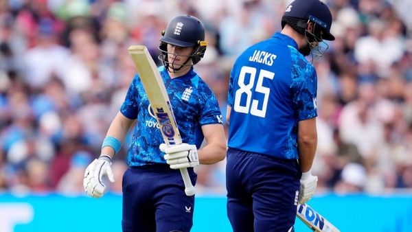 इंग्लैंड ने बनाया 21 साल का नया कप्तान, टूट गया 130 वर्षों का रिकॉर्ड, आयरलैंड के खिलाफ टीम घोषित