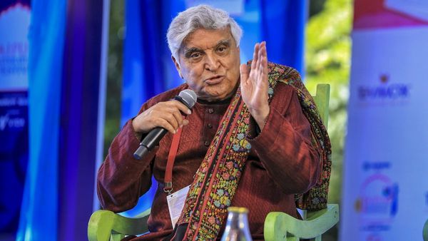 'जब तुम्हारे बाप-दादा', ट्रोल ने जावेद अख्तर को कहा 'पाकिस्तानी', राइटर ने एक ही जवाब से कर दिया चुप