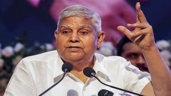 पूर्व उपराष्ट्रपति Jagdeep Dhankhar को मिलेगी कितनी पेंशन, भत्ते और दूसरी सुविधाएं? सारी डिटेल जानें