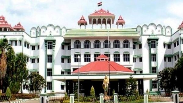 'हिंदू विवाह धार्मिक कार्य नहीं', मद्रास हाई कोर्ट का बड़ा फैसला; मंदिर फंड से जुड़े आदेश पर लगाई रोक