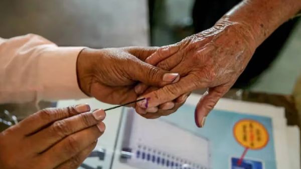 Maharashtra Civic Chunav 2025: दिवाली के बाद PMC-PCMC में मतदान की तैयारी, जानें क्या है तारीख?