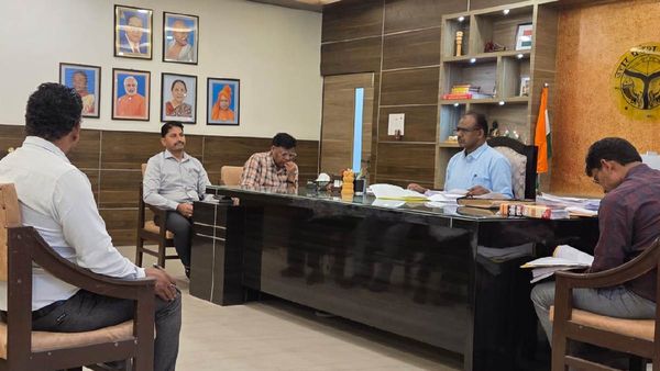 UP: जोत से अधिक उर्वरक क्रय कर उसकी अवैध बिक्री और भंडारण करने वालों पर बड़ा एक्शन, दर्ज हुआ एफआईआर