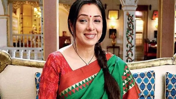 TV की संस्कारी बहू 'अनुपमा' पर लगा बीफ खाने का आरोप, Rupali Ganguly ने सोशल मीडिया पर दिया जवाब