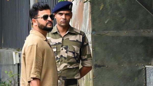 कैसे होती है सुरेश रैना की कमाई? किस मामले में क्रिकेटर हुआ ईडी के सामने पेश, जानें कुल नेटवर्थ