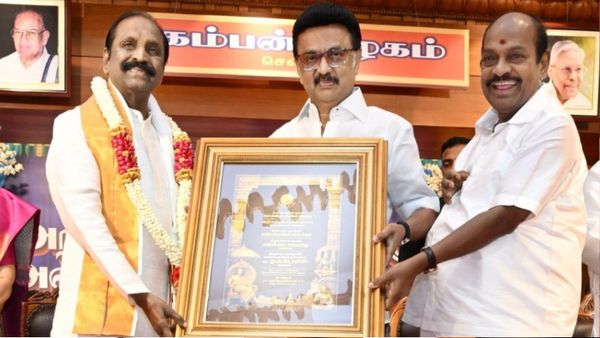 ‘राम मानसिक रूप से अस्थिर थे’ टिप्पणी पर मचा हंगामा, मंच पर मौजूद थे MK स्टालिन, तमिल कवि ने कह दी ये बड़ी बात