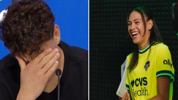 मैच के बाद प्रेस कॉन्फ्रेंस में अचानक पहुंच गई इस खिलाड़ी की गर्लफ्रेंड, पूछा ऐसा सवाल कि सब रह गए हैरान