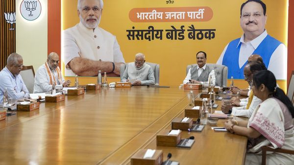 BJP President: बीजेपी अध्यक्ष की रेस में आया इस धाकड़ वक्ता का नाम, इन 4 गुणों ने दिलाई सरप्राइज एंट्री