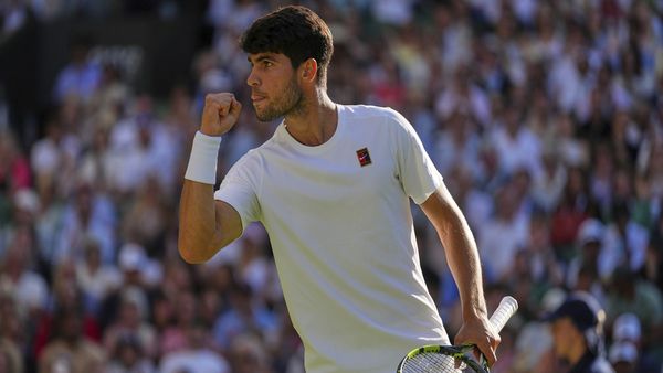 US Open में Carlos Alcaraz ने जोकोविच को हराकर किया कमाल, फाइनल में ट्रॉफी के लिए अब किससे होगी जंग?